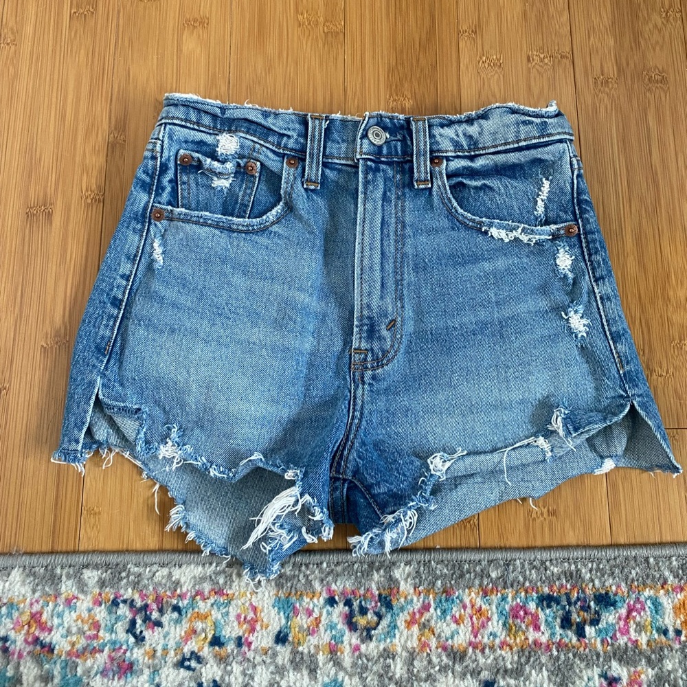 A&F Denim Shorts // 💐